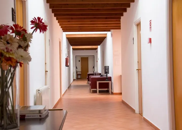 אכסניה Grupoandria El Claustre De - Hospederia סיוטאדלה